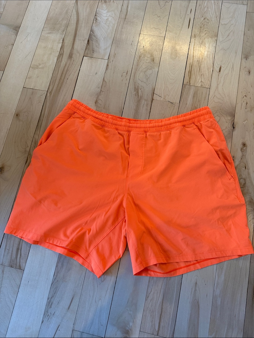 Men’s 6” XXL Lululemon Pace Breaker Shorts - Linerless